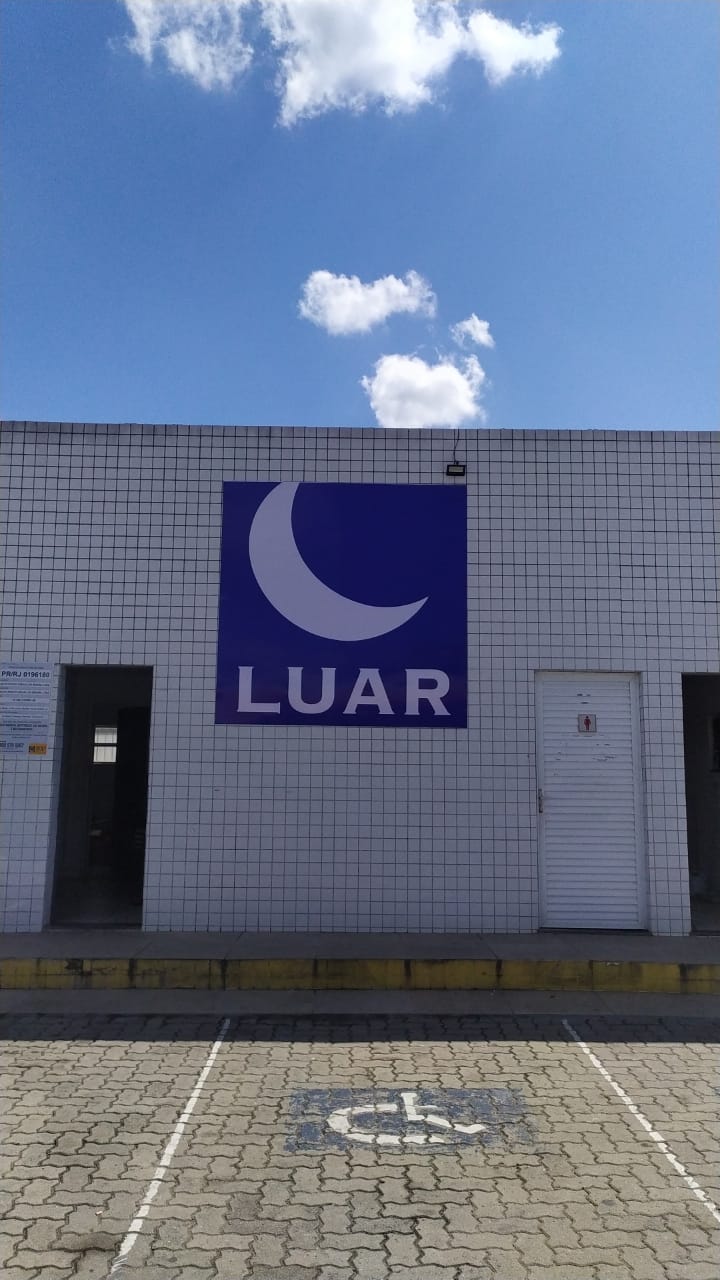Comunicação Visual para Posto Luar